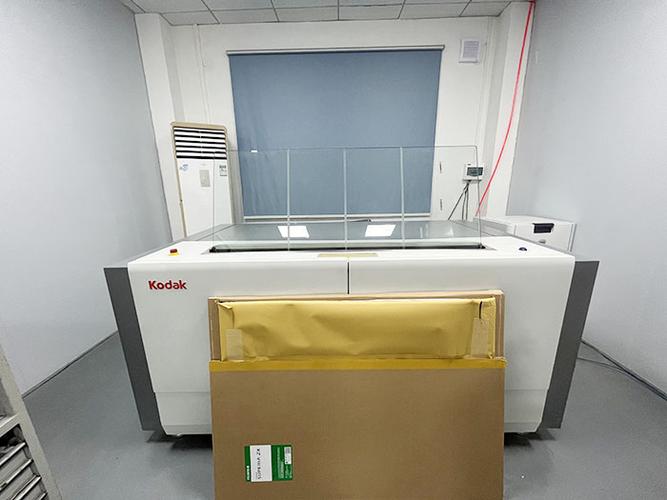 番禺印刷創(chuàng)鴻C(jī)TP出版房